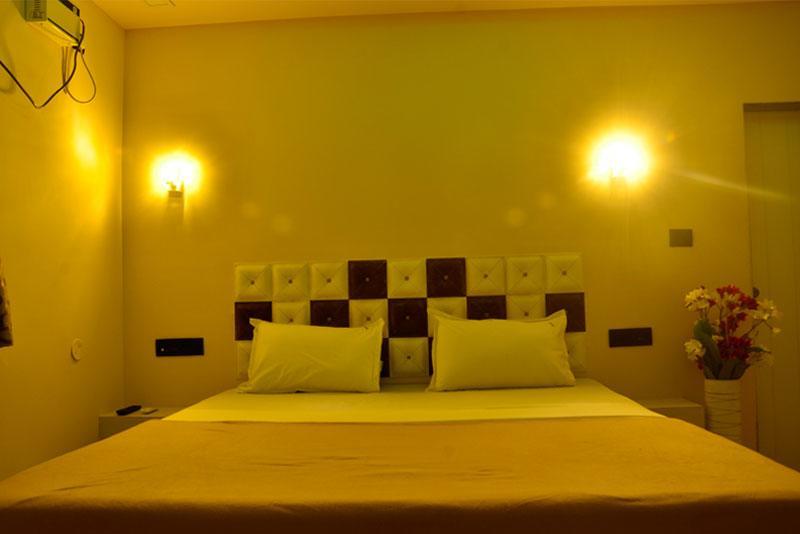 Planet Goa Beach Resort Calangute Exterior photo